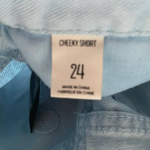 NEW BDG Cheeky High Rise Denim Short Size 24 - Picture 6 of 10